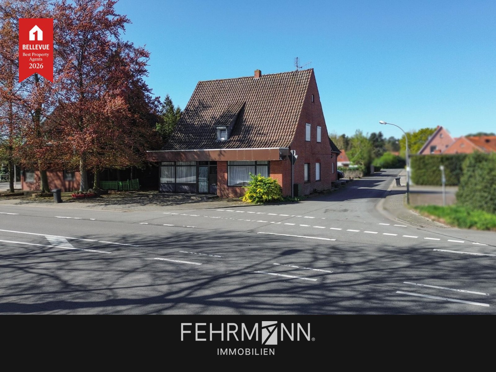 Walchum: Sanierungsbedürftiges Mehrgenerationenhaus im Herzen von Walchum 