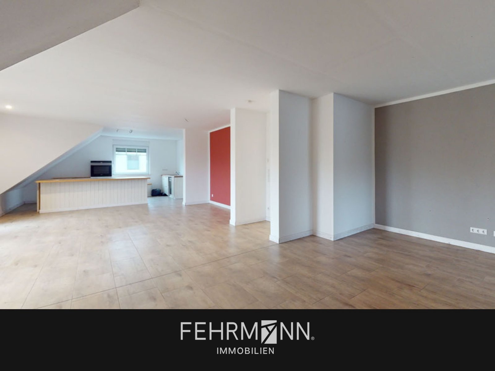 Emsbüren / Elbergen: Dachgeschosswohnung mit großzügigen Balkon in Emsbüren-Elbergen zur Miete 