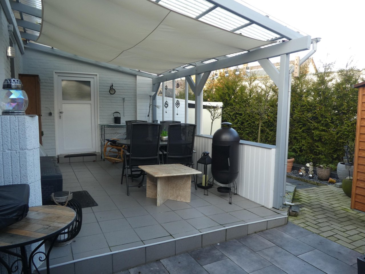 Überdachte Terrasse