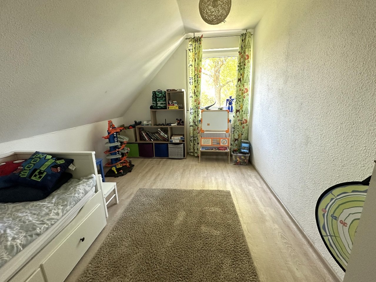 Schlafzimmer 3