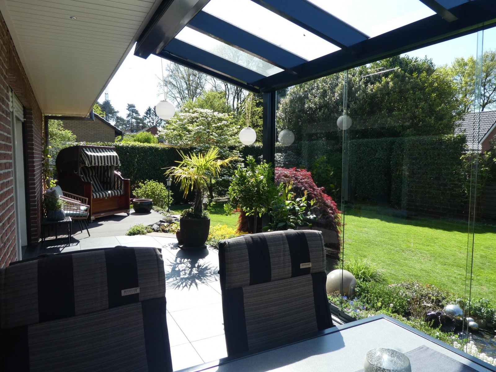 überdachte Terrasse