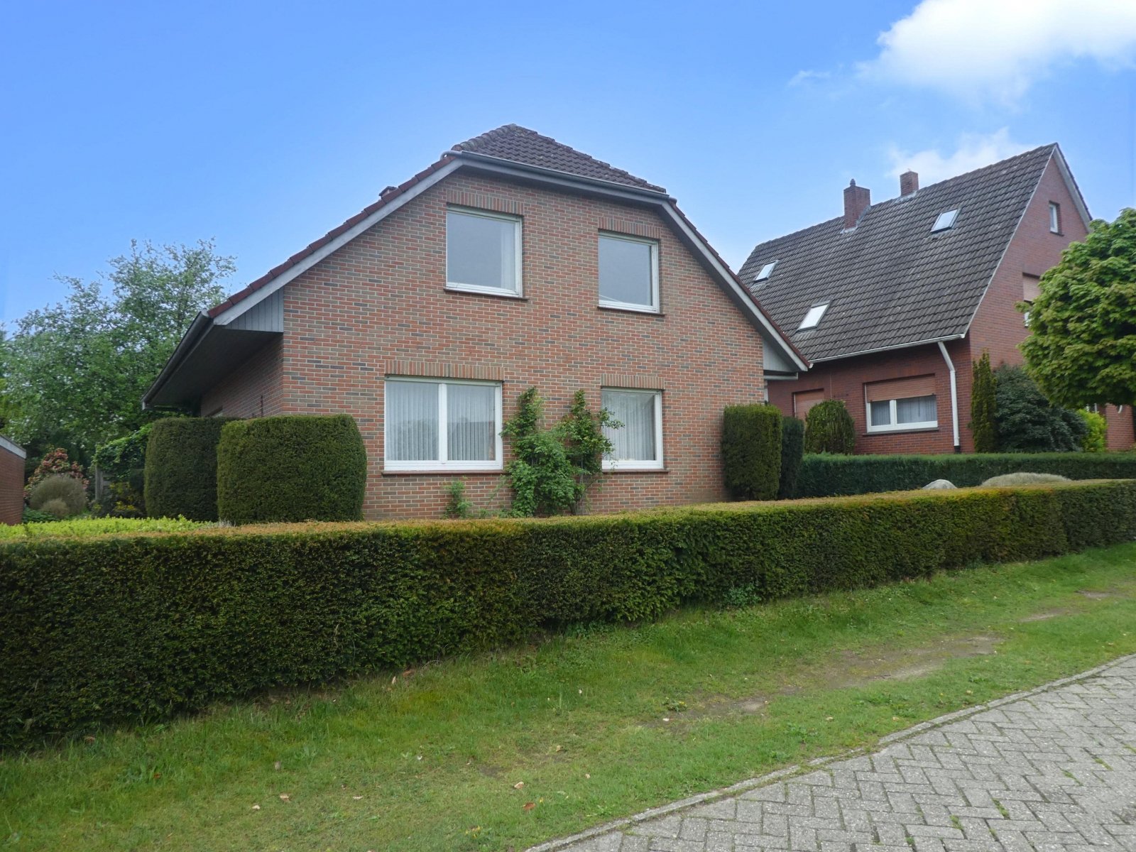 Straßenansicht