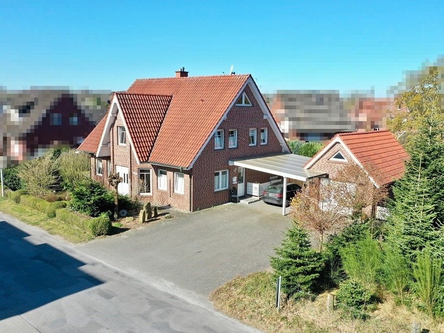 Straßenansicht