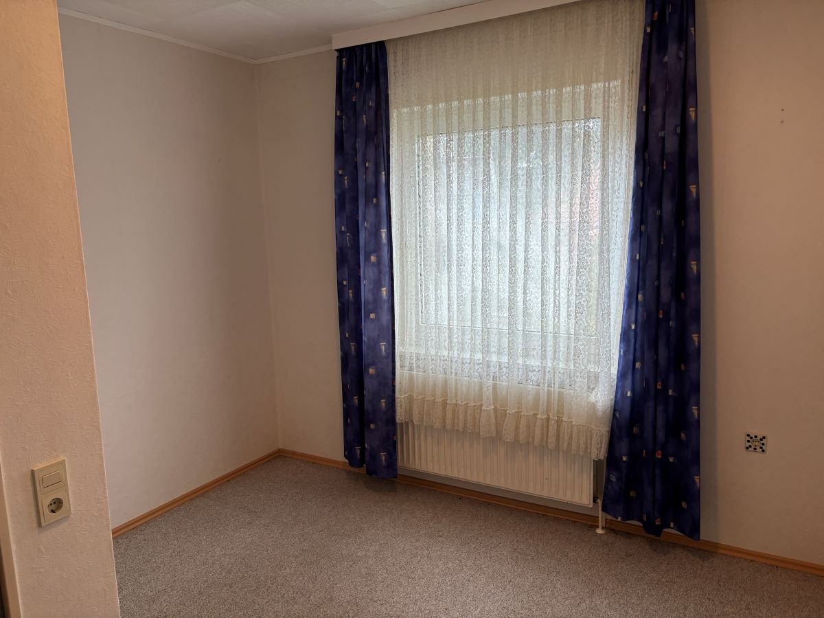 Schlafzimmer III