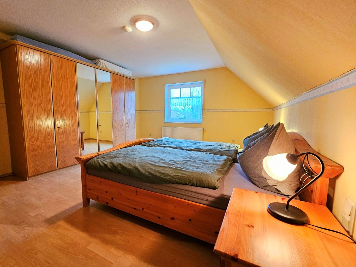 Schlafzimmer im OG
