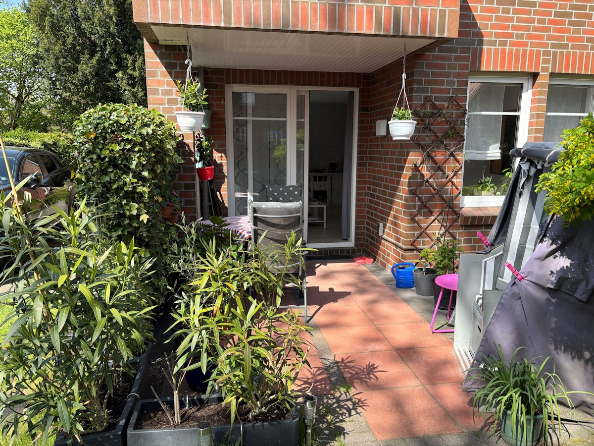 sonnige Terrasse