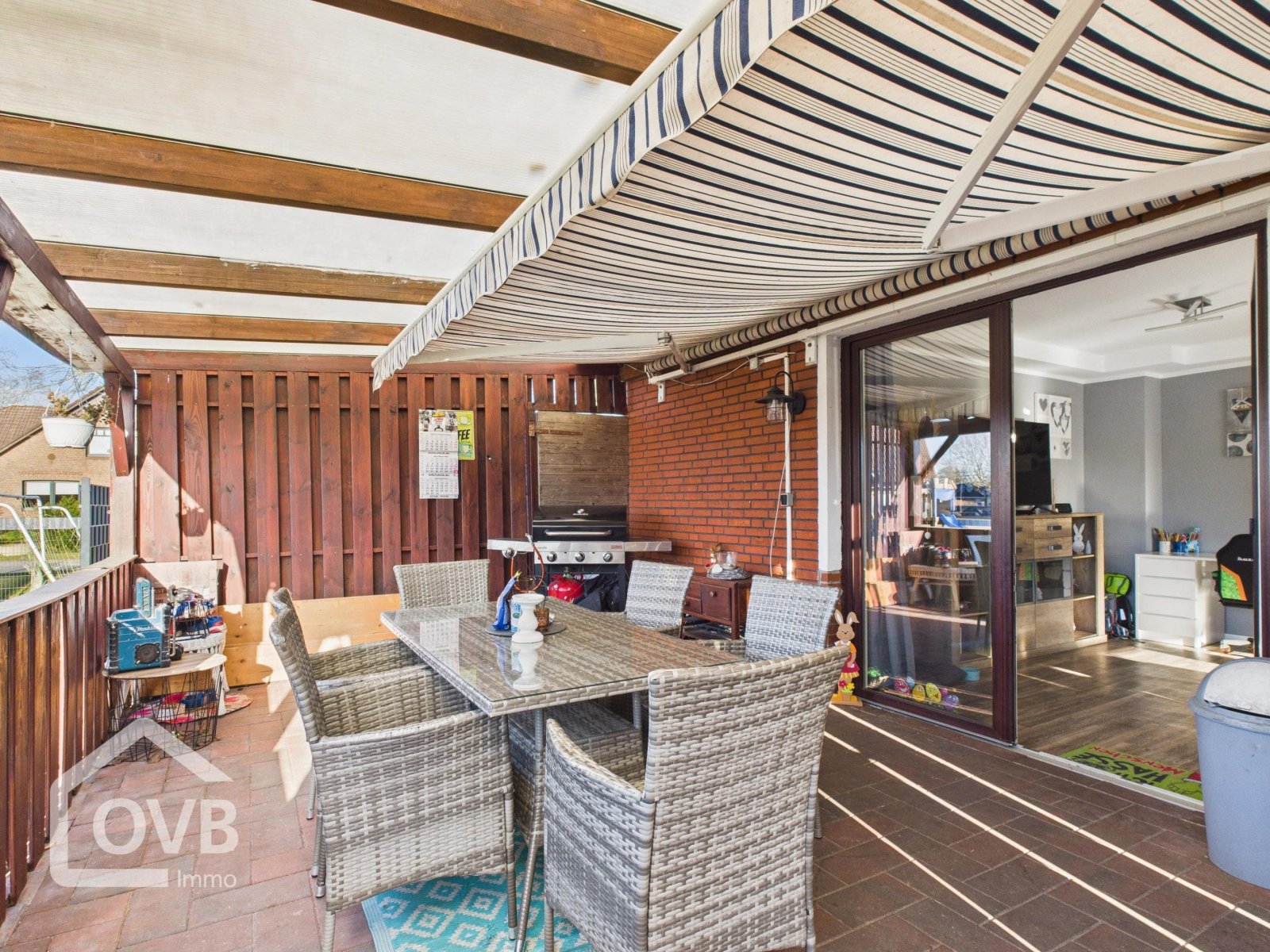 Überdachte Terrasse