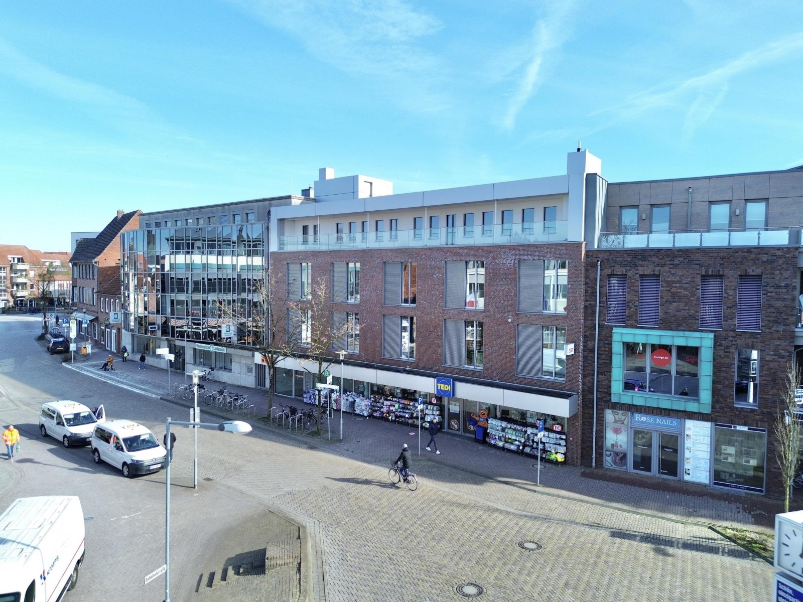 Straßenansicht
