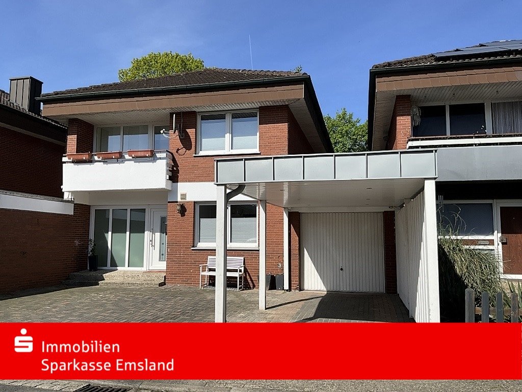 Straßenansicht