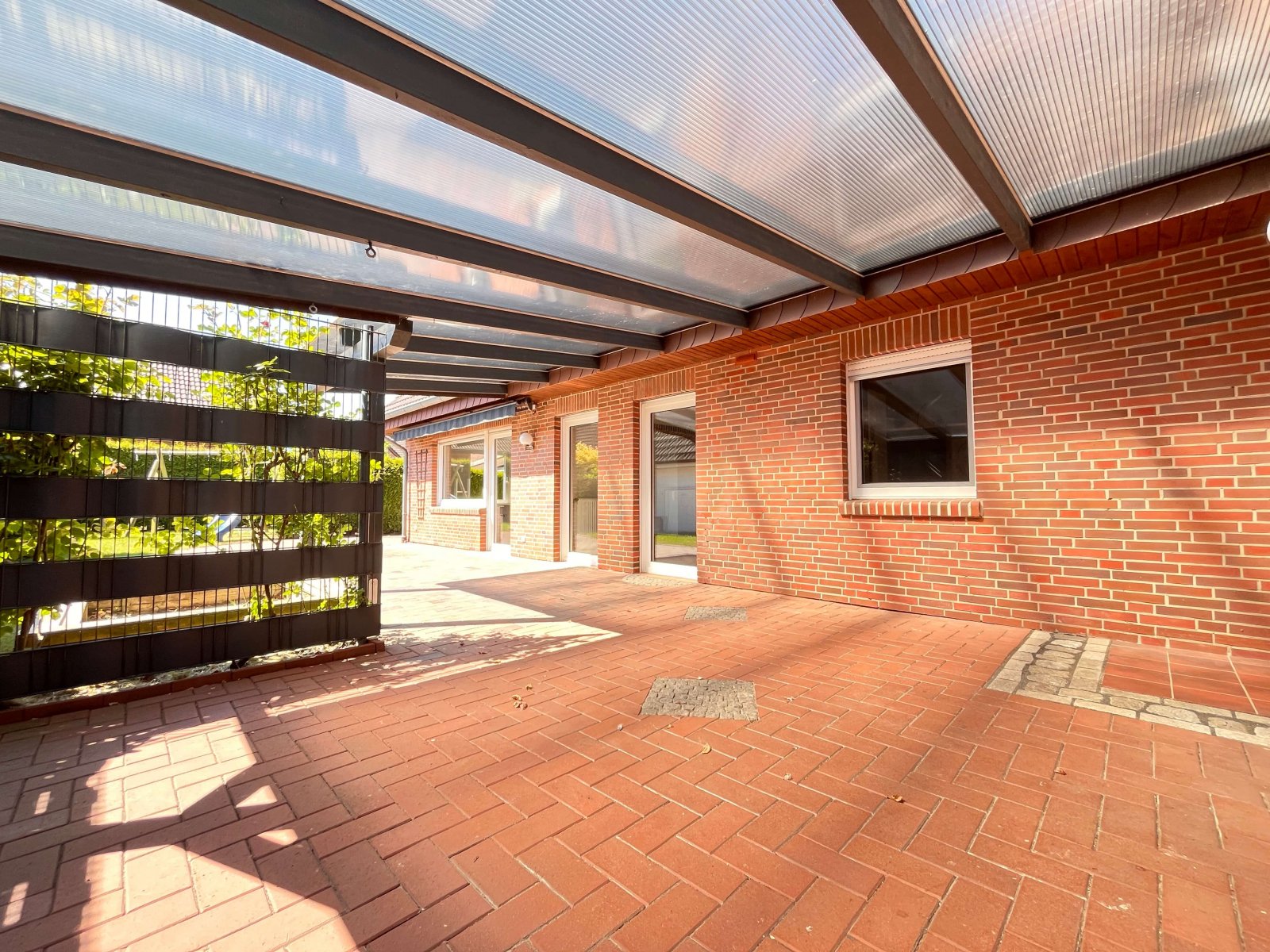 Überdachte Terrasse