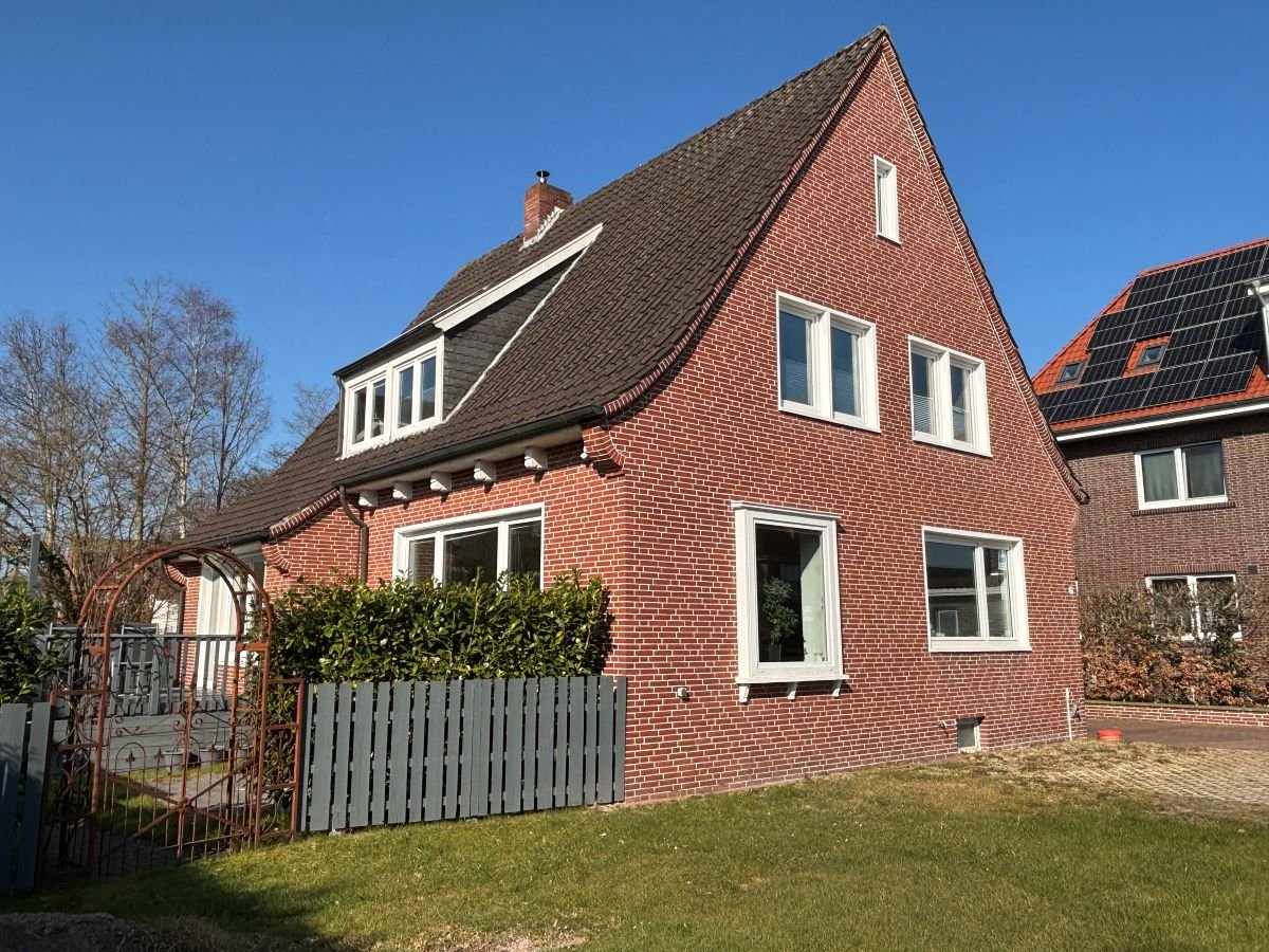 gepflegter Vorgarten