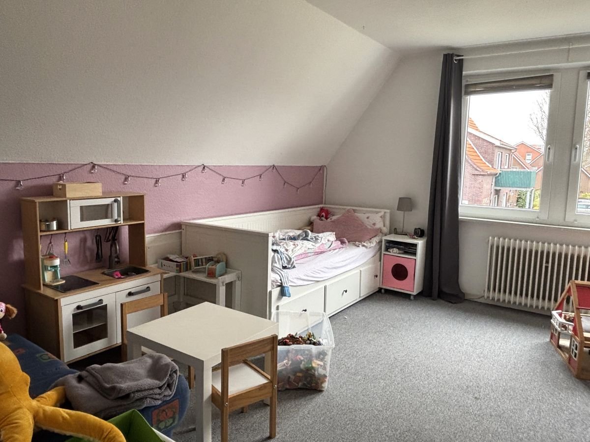 Schlafzimmer 2