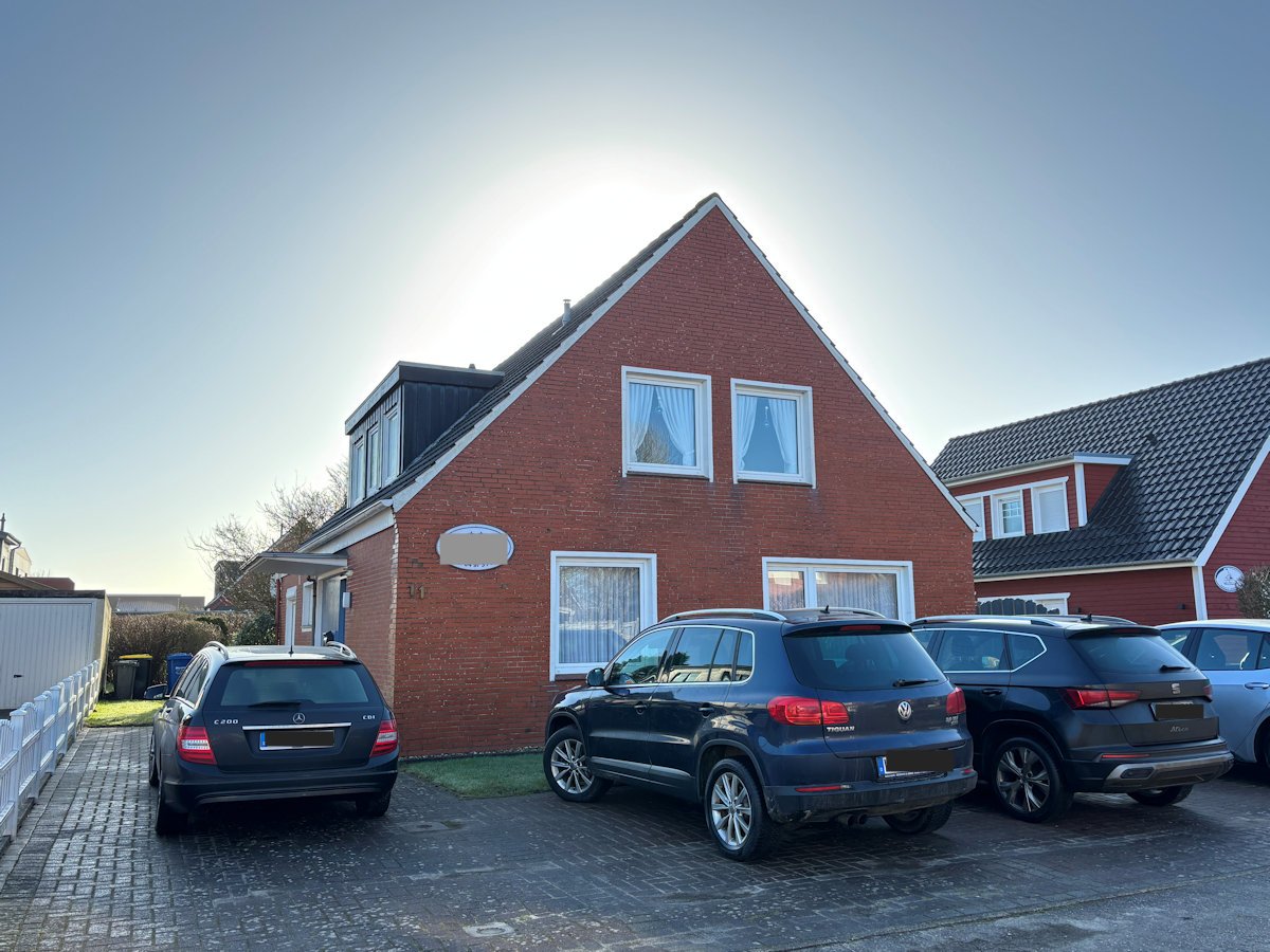 4 Stellplätzde direkt am Haus