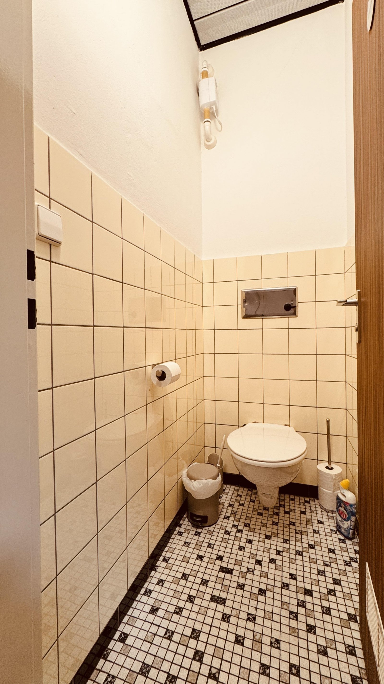 WC rechts
