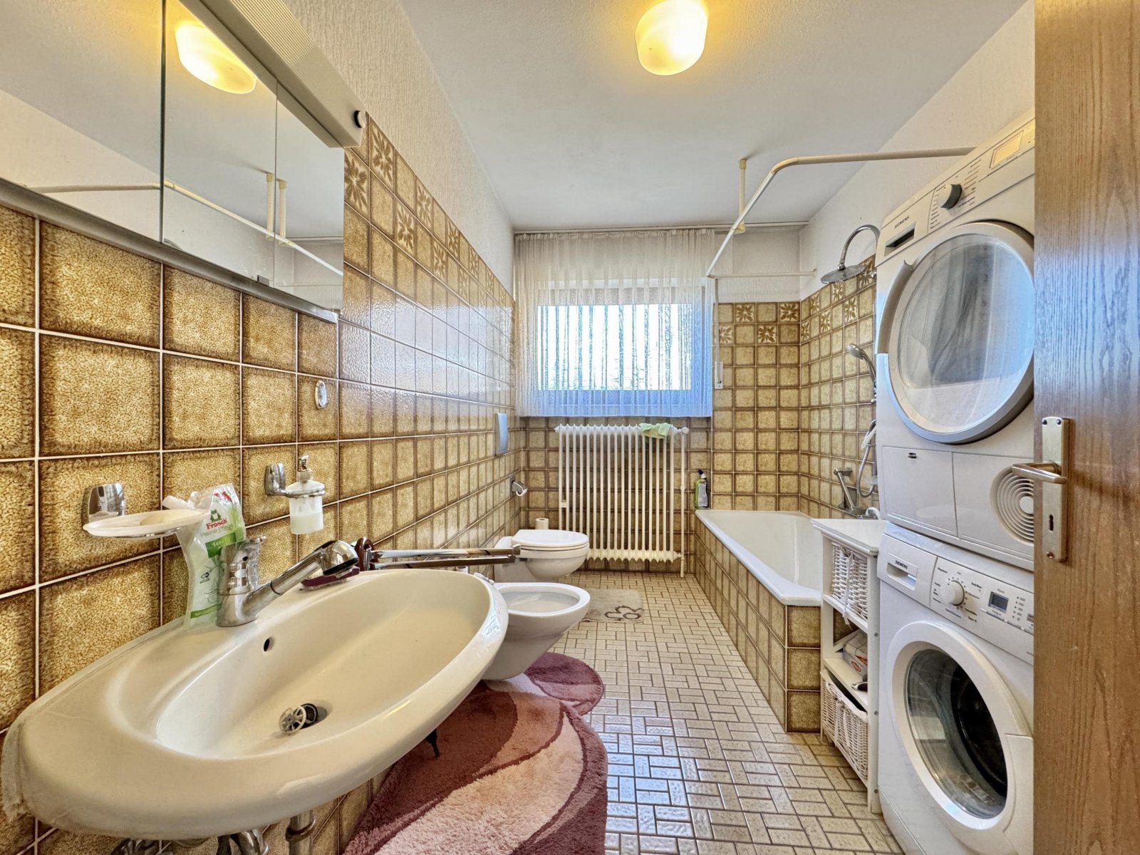 Badezimmer EG