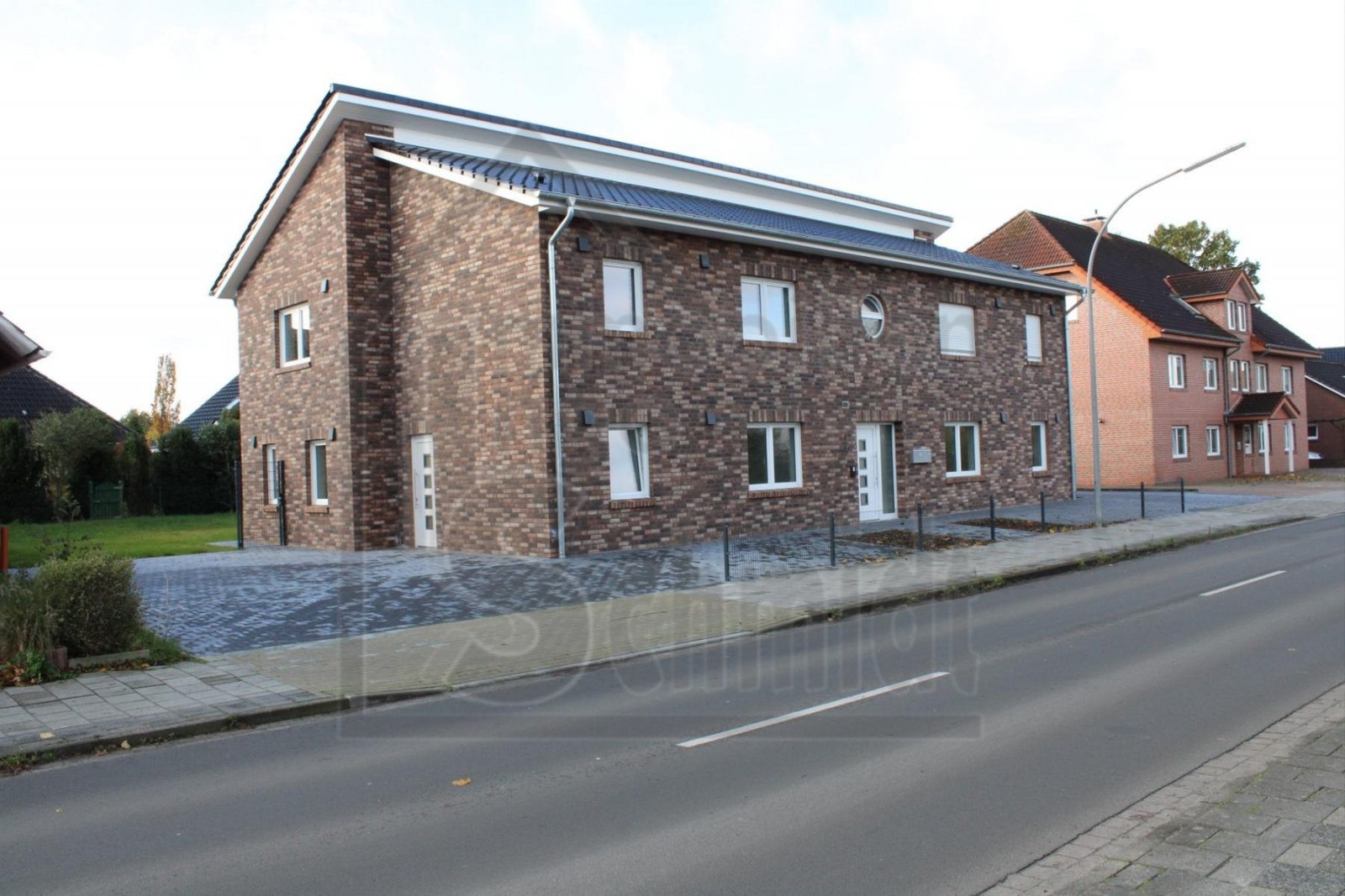 Straßenansicht