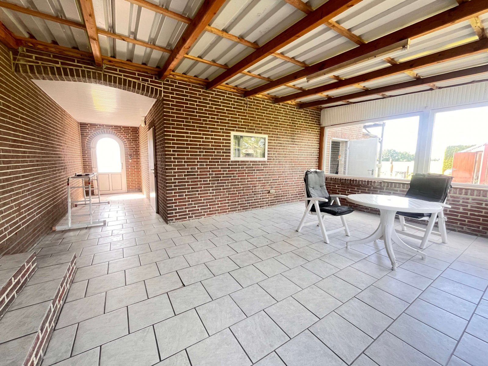 Überdachte Terrasse