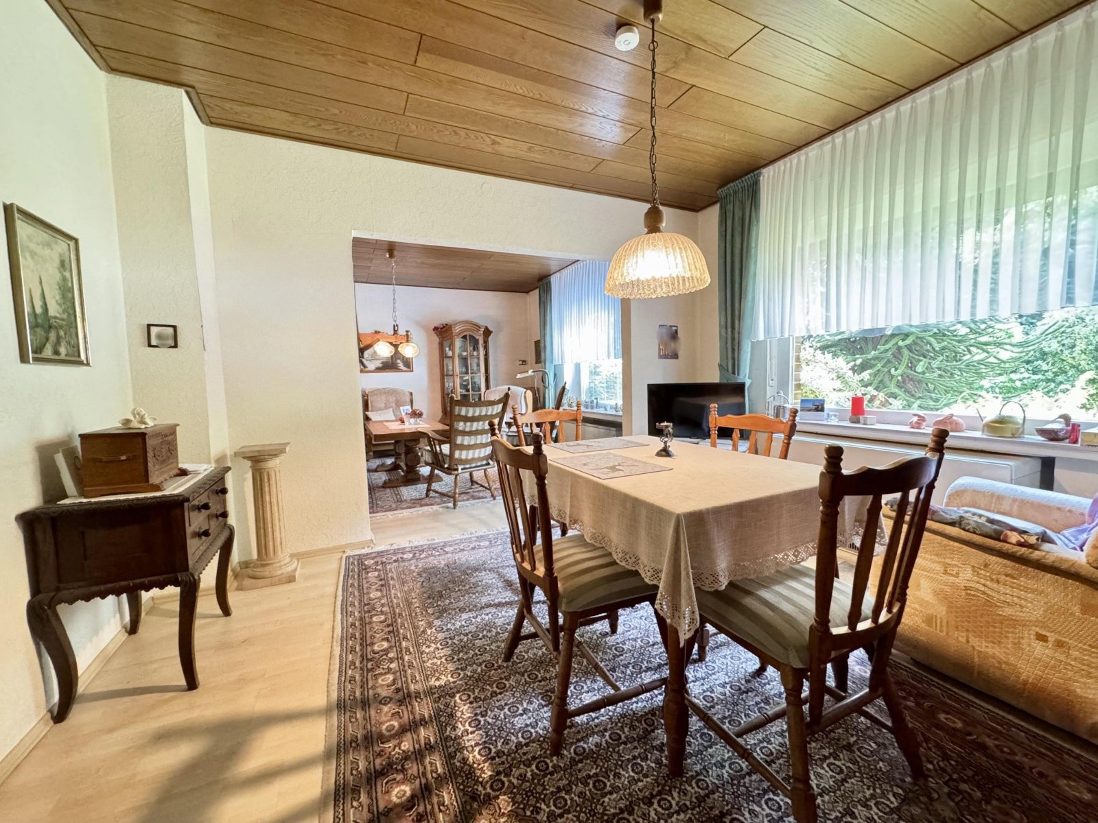 Wohn- und Esszimmer