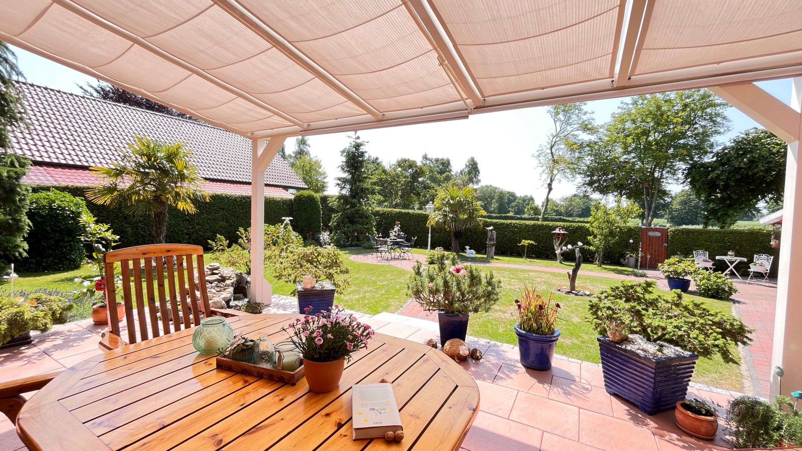 Überdachte Terrasse
