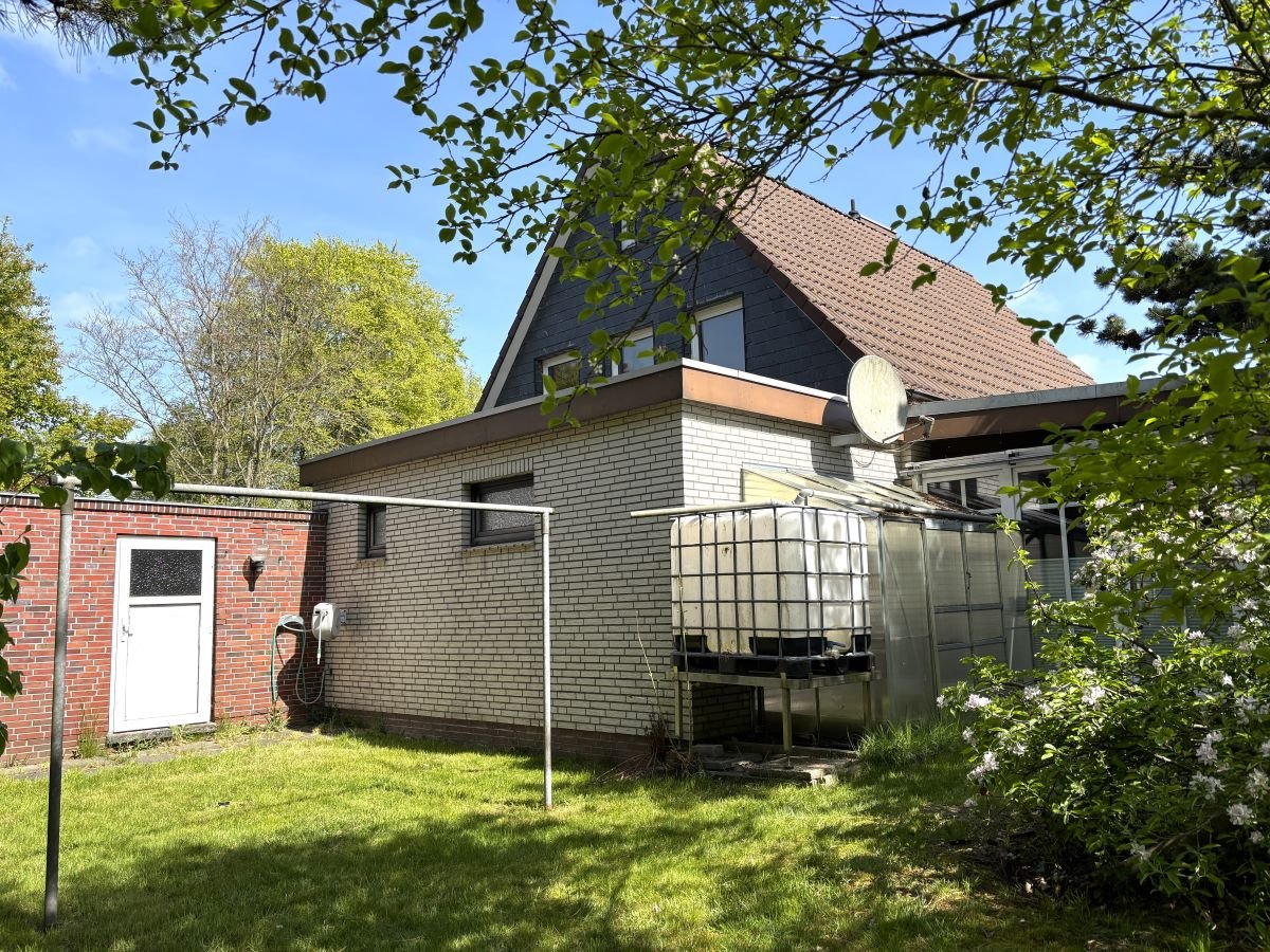 Blick aus dem Garten