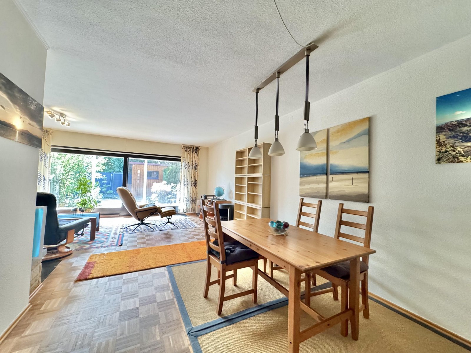Wohn- und Esszimmer