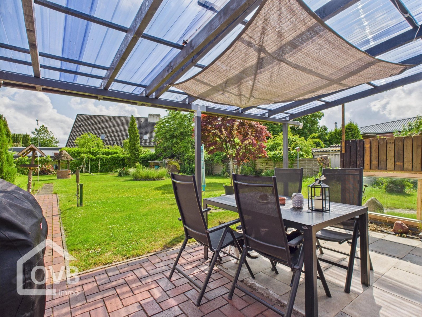 überdachte Terrasse