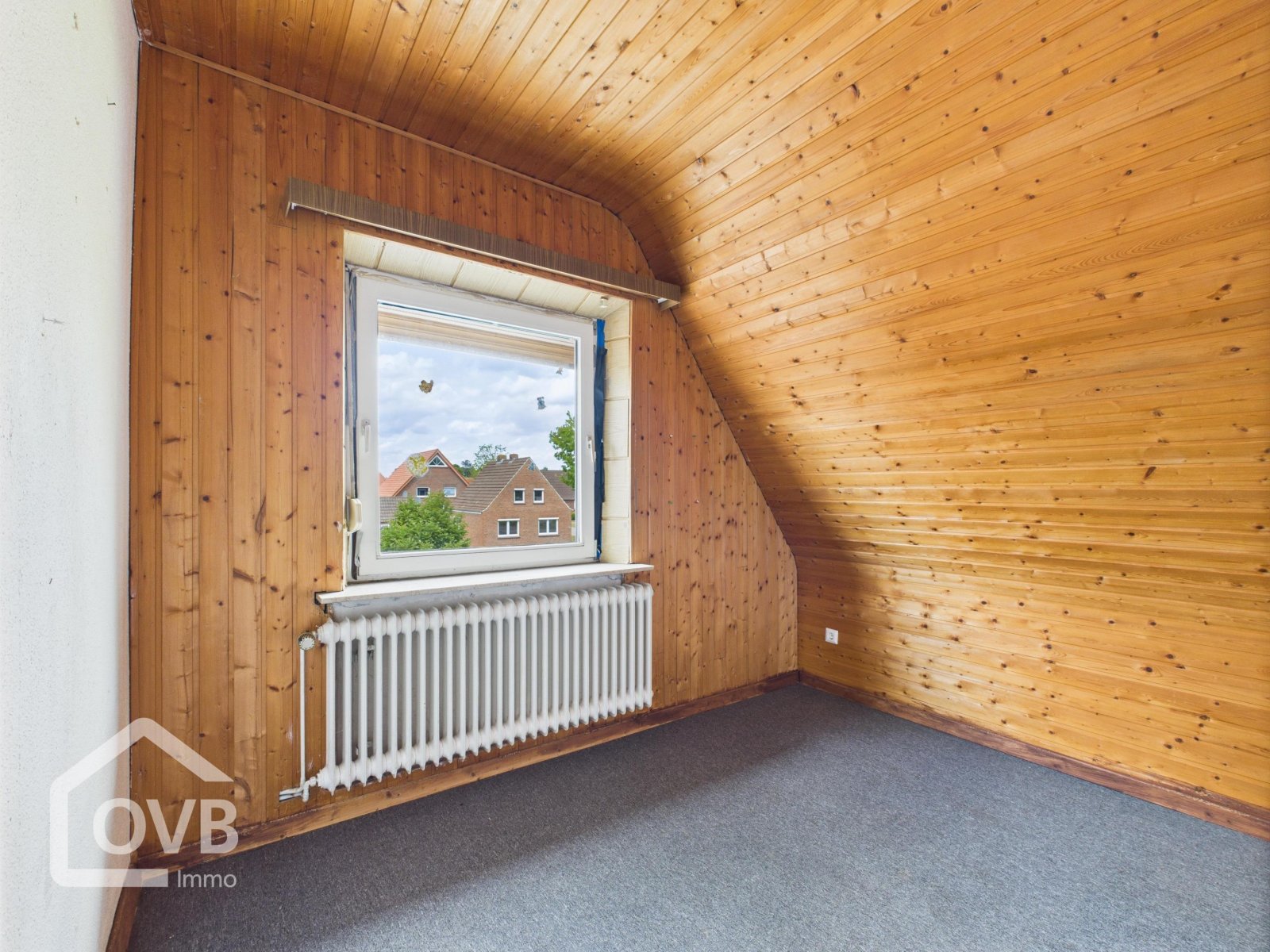 Schlafzimmer DG