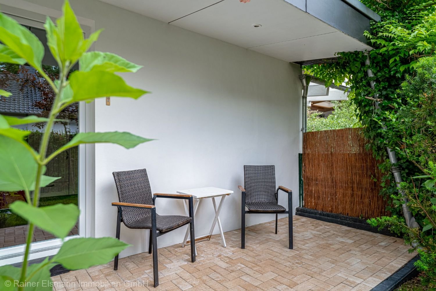 Terrasse vor der Küche