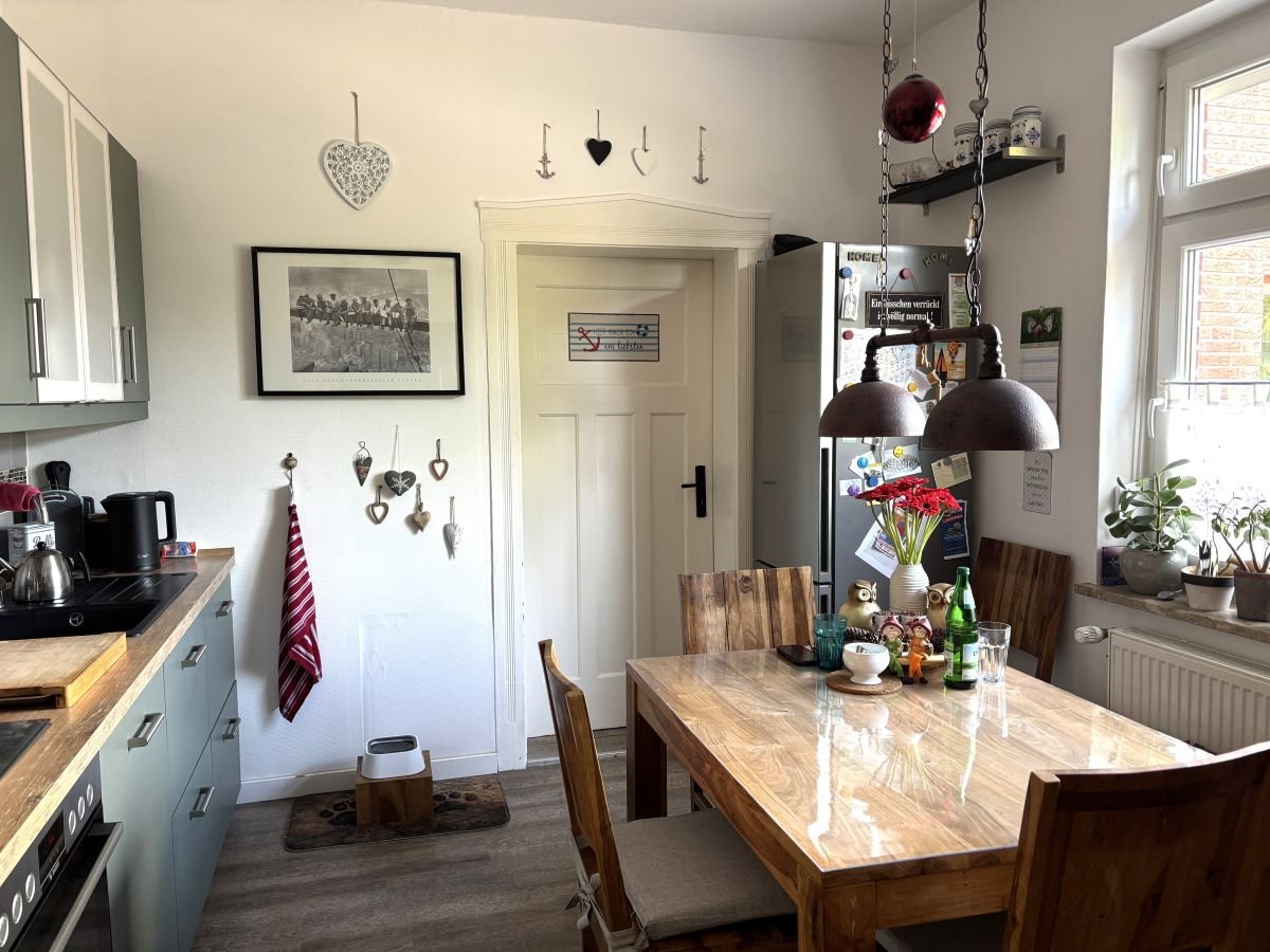 Haus I - moderne Küche mit Einbauküche