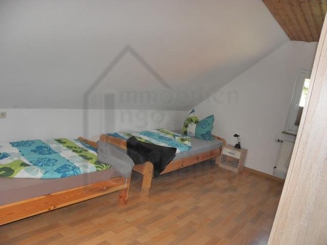 Schlafzimmer 2 OG