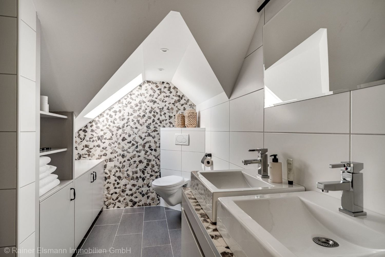 Badezimmer DG