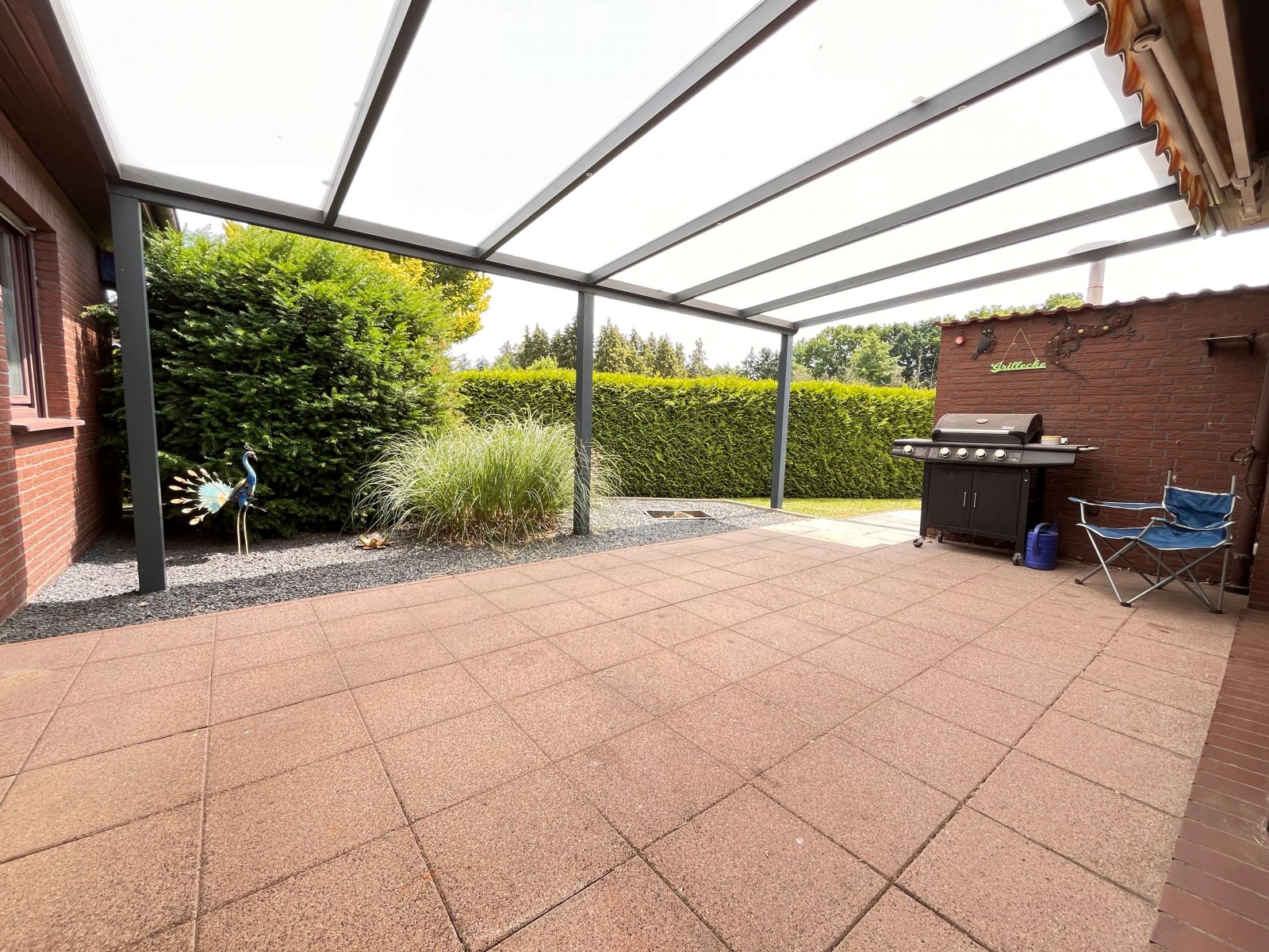 Überdachte Terrasse