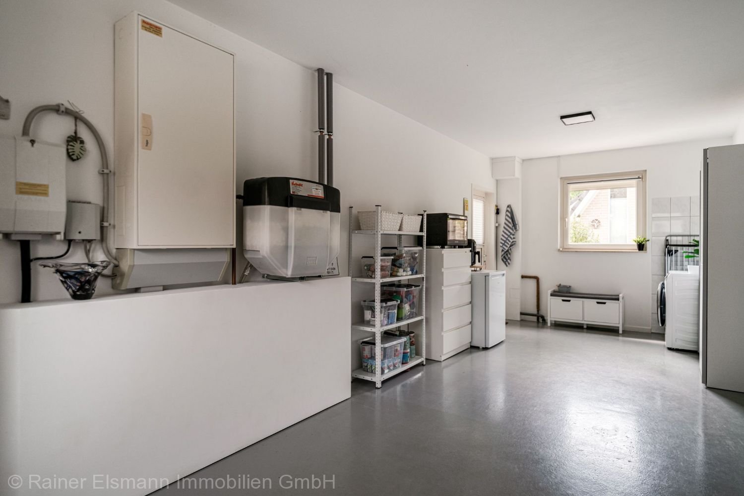 Garage / Hauswirtschaftsraum 