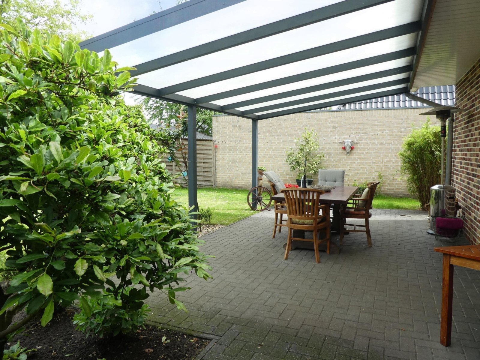 Überdachte Terrasse