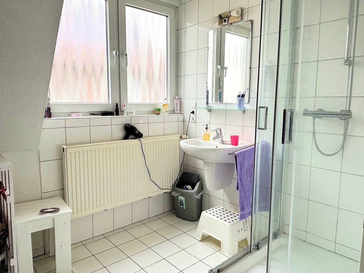 Duschbad im Dachgeschoss