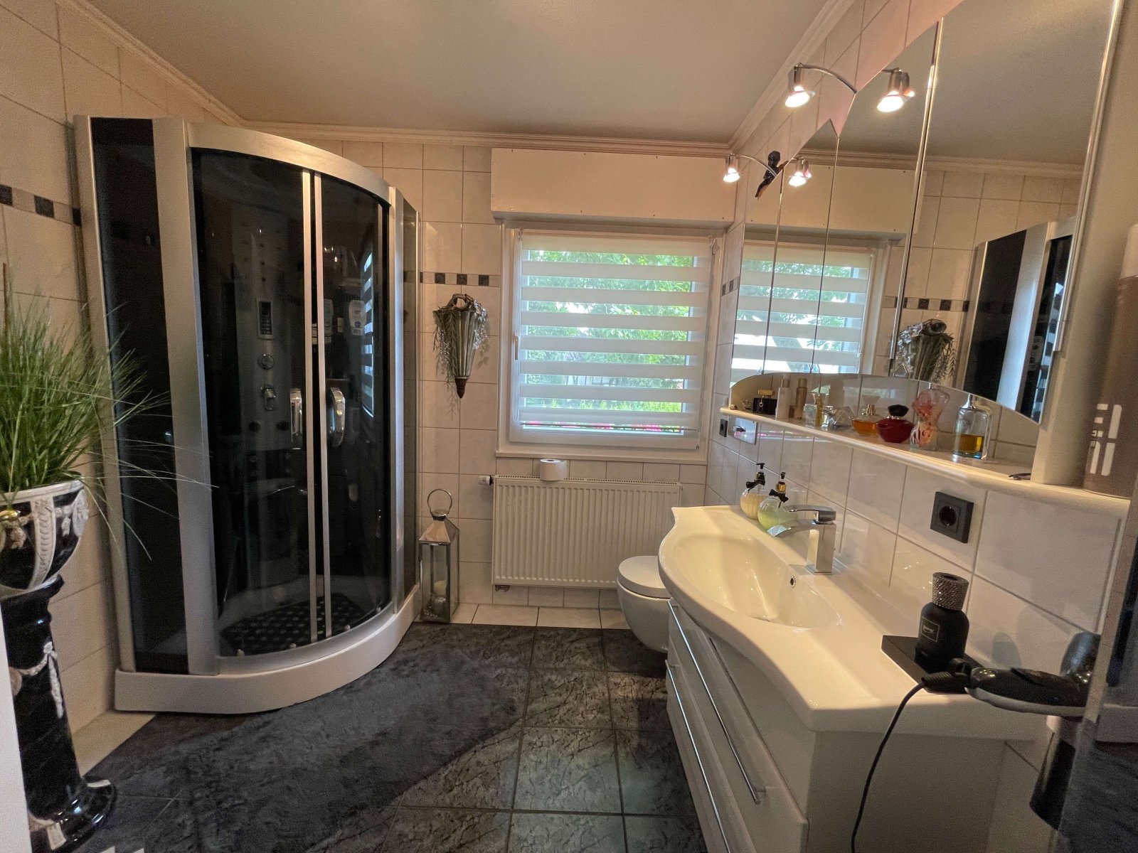 Badezimmer EG
