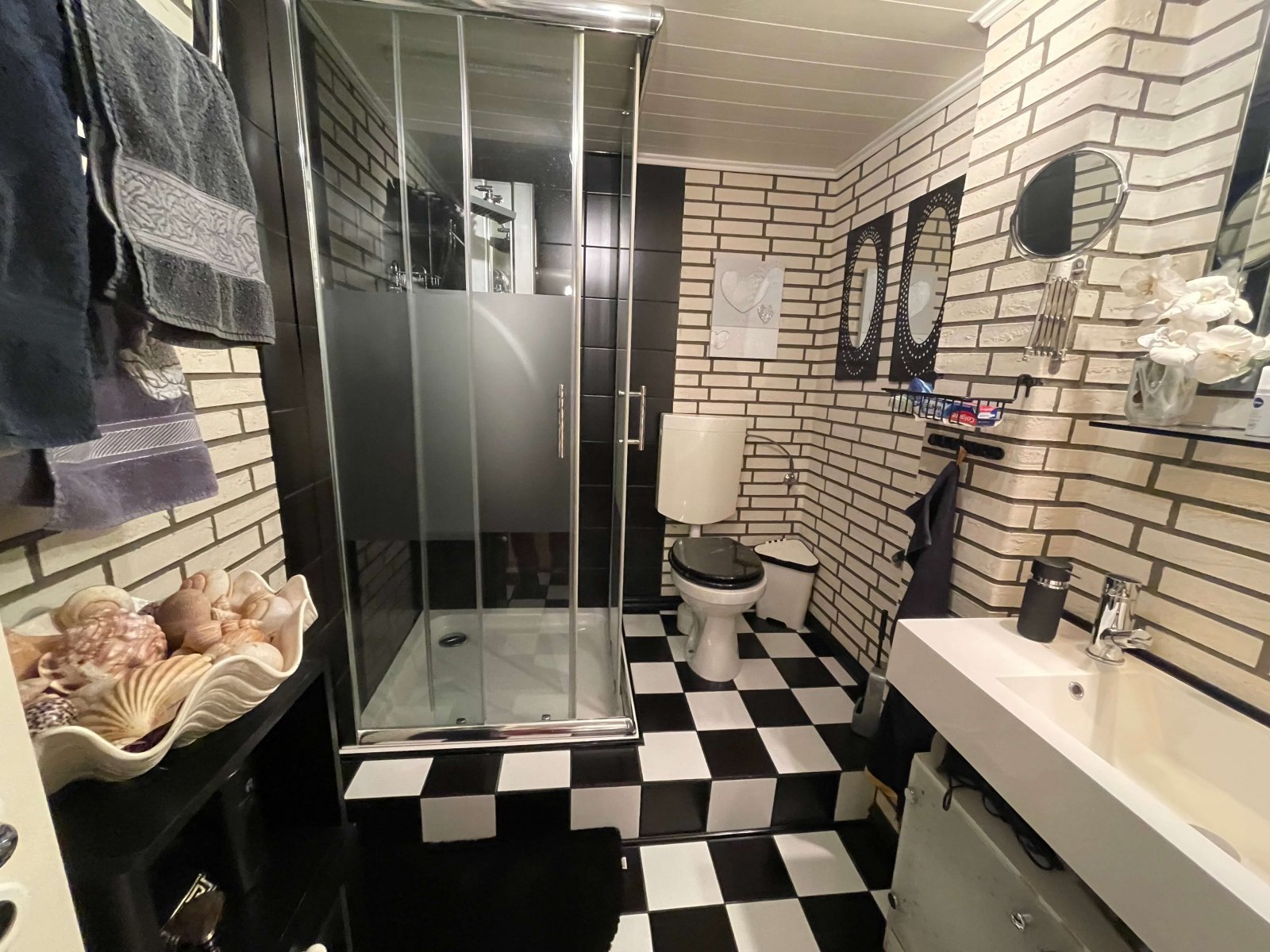 Duschbad Souterrain
