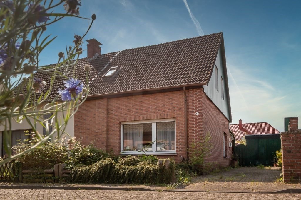 Straßenansicht