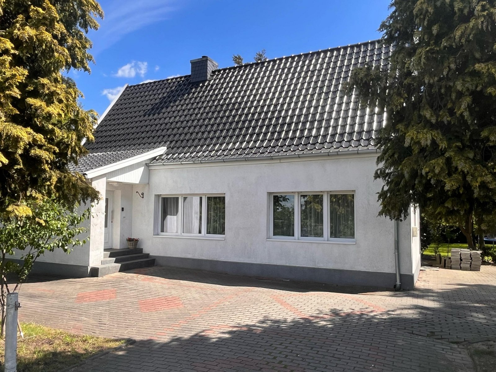 Vordere Ansicht