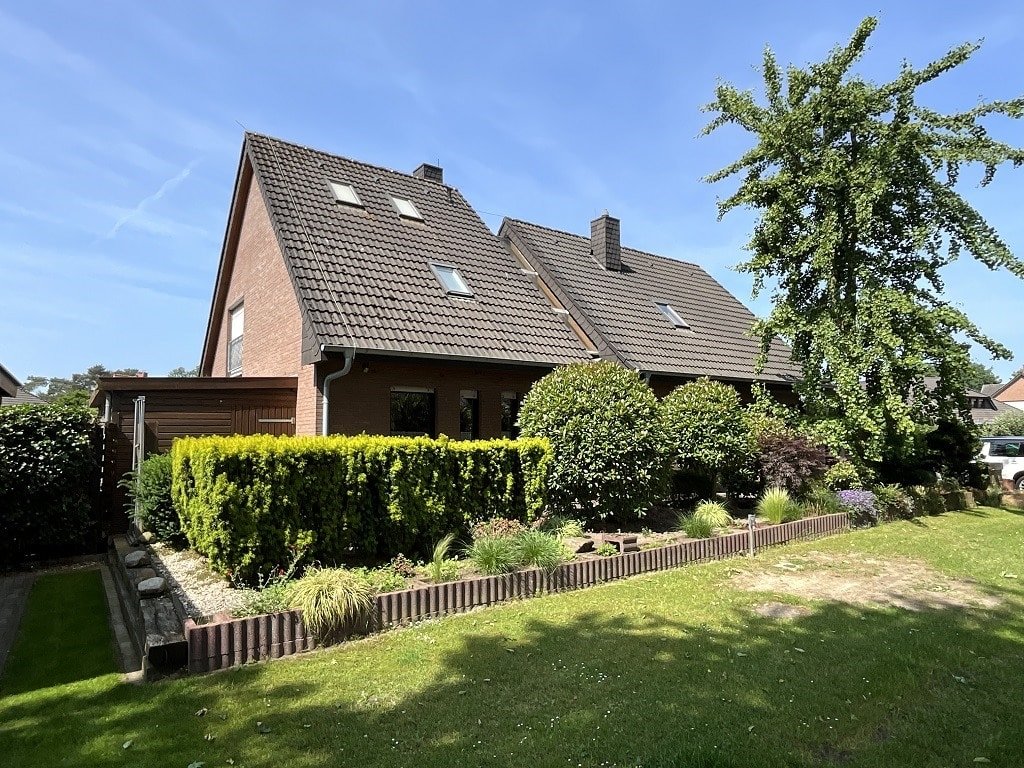 Straßenansicht