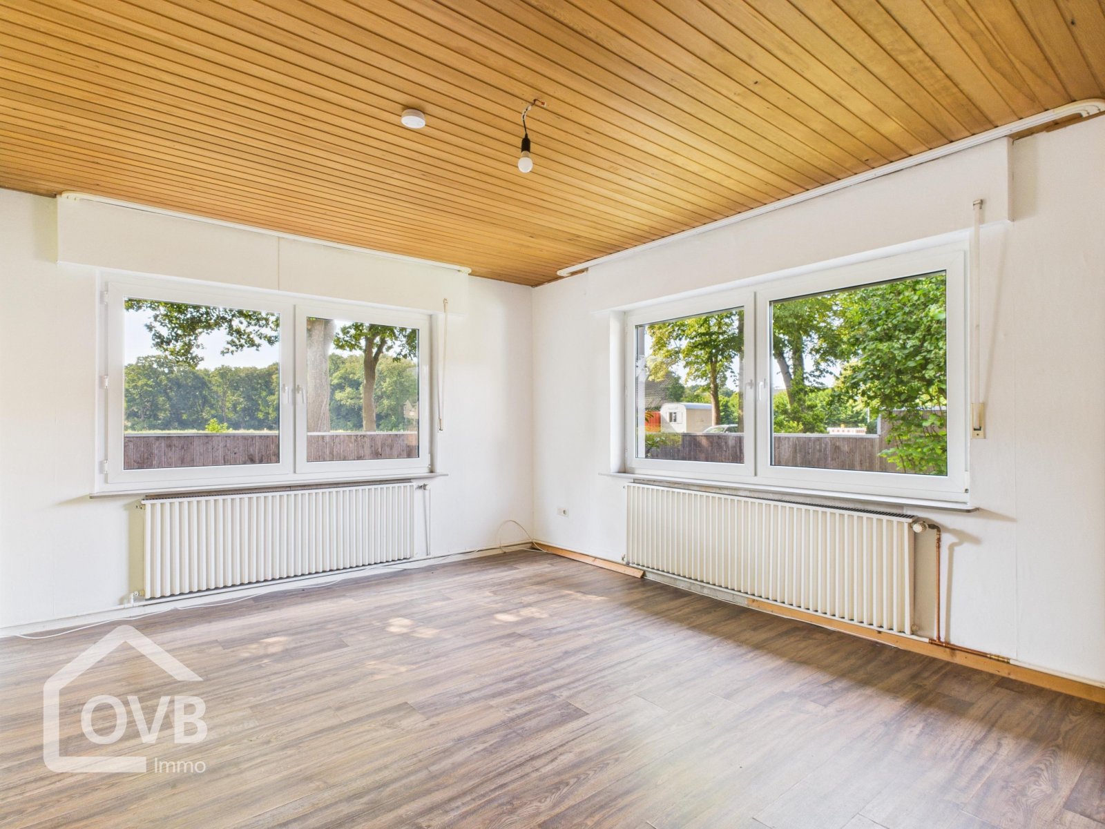 EG Wohnung Wohnzimmer