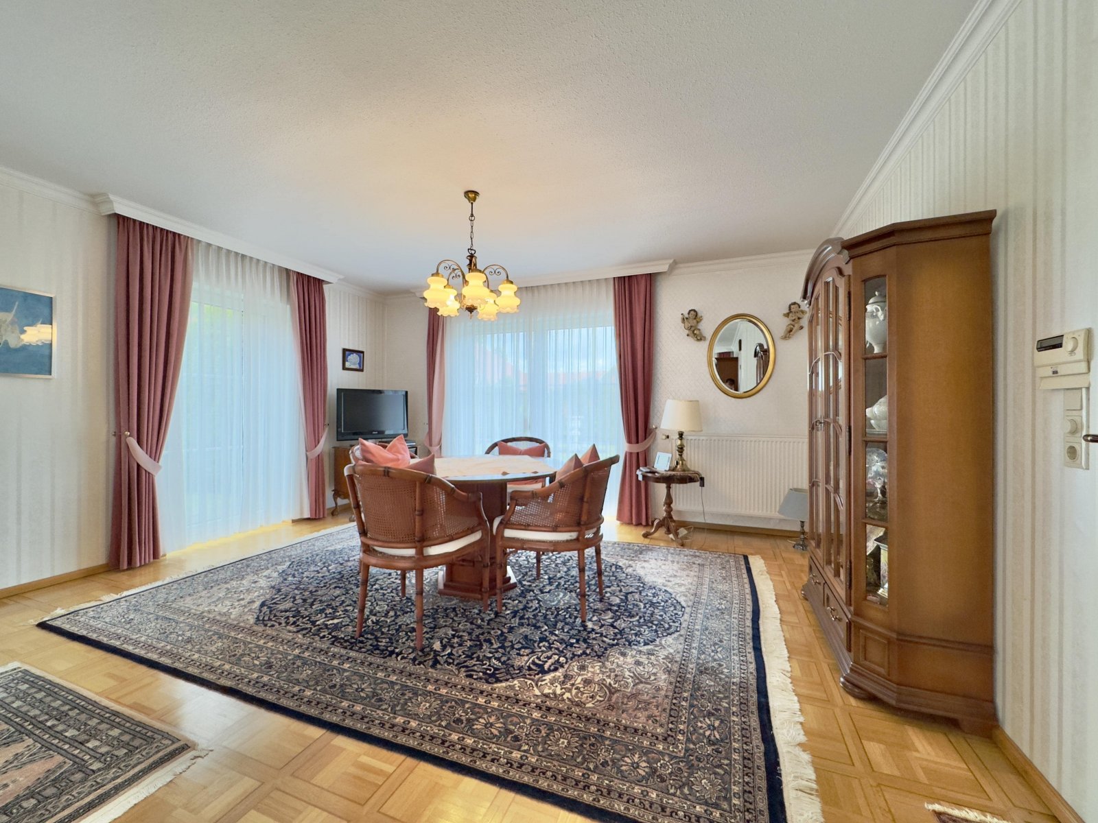 Wohn- und Esszimmer