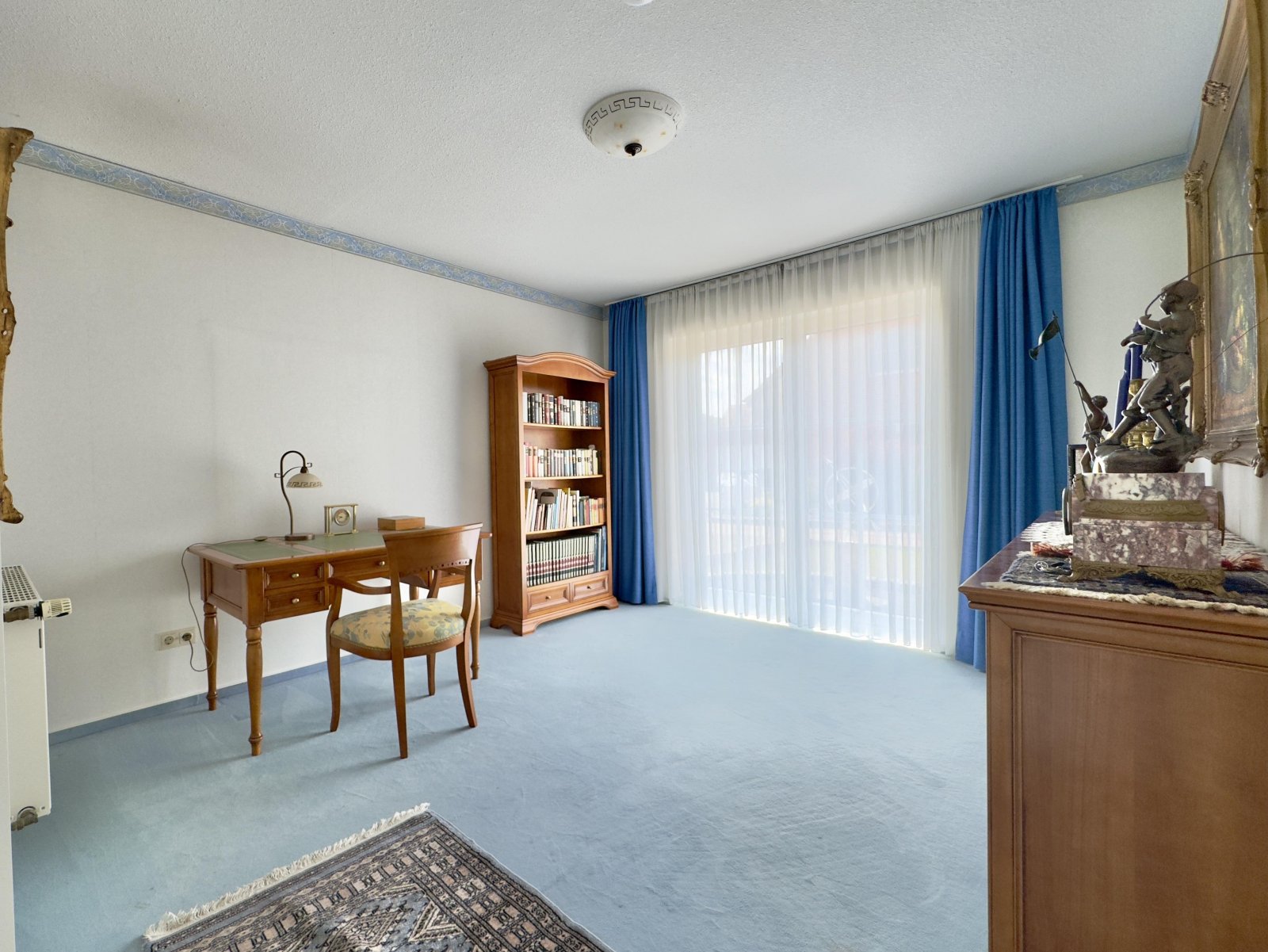 Schlafzimmer / Büro Erdgeschoss
