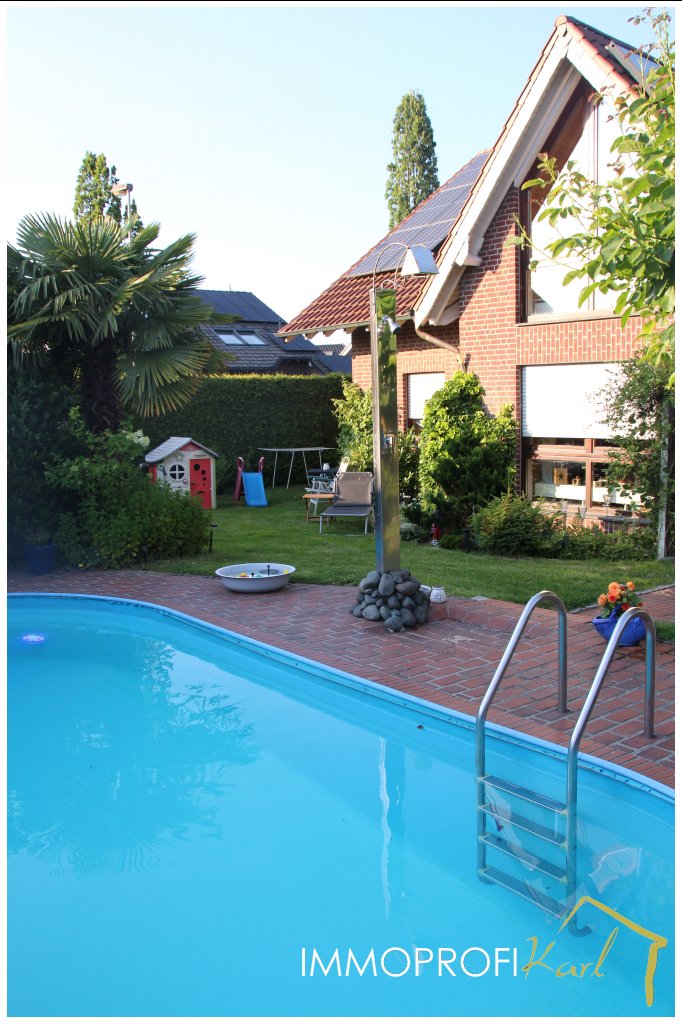 . Swimmingpool Tag