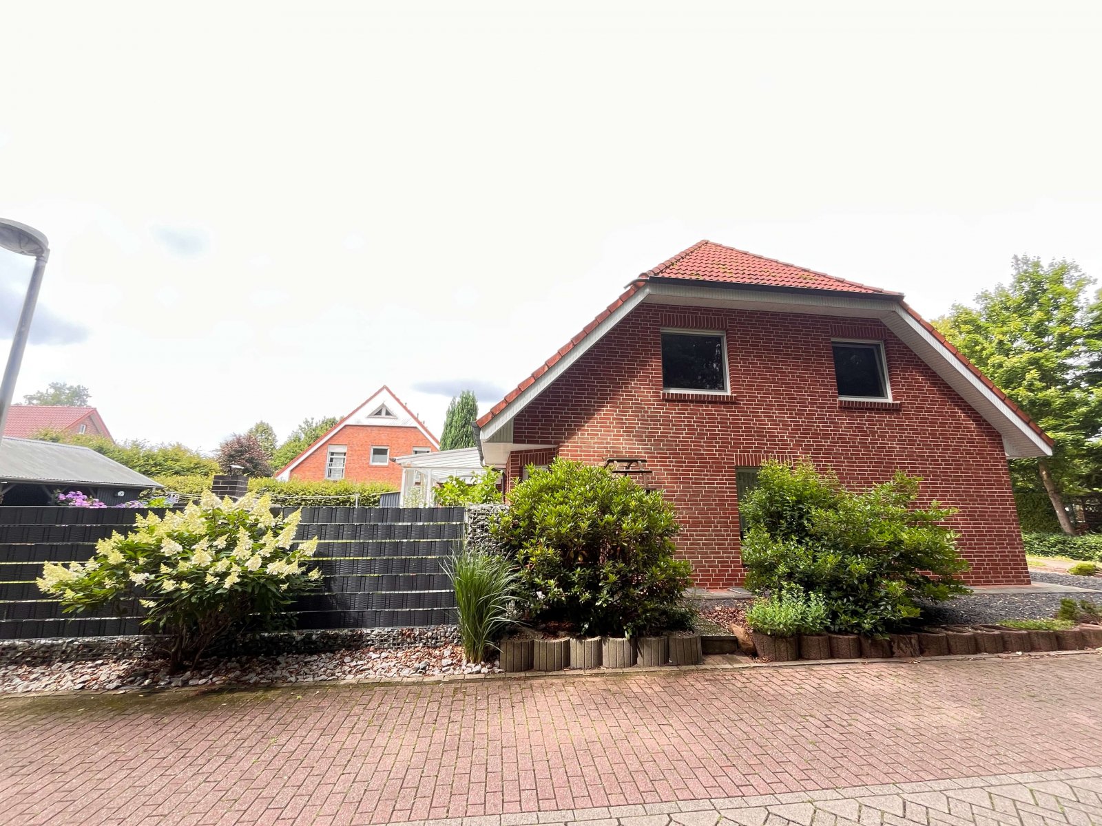 Hausansicht Seite