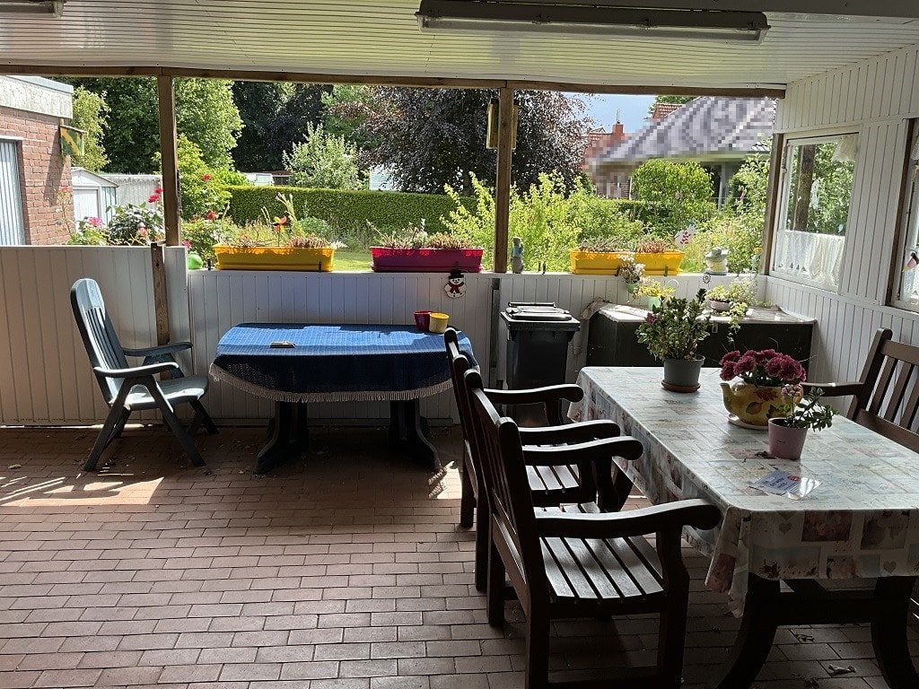 überdachte Terrasse
