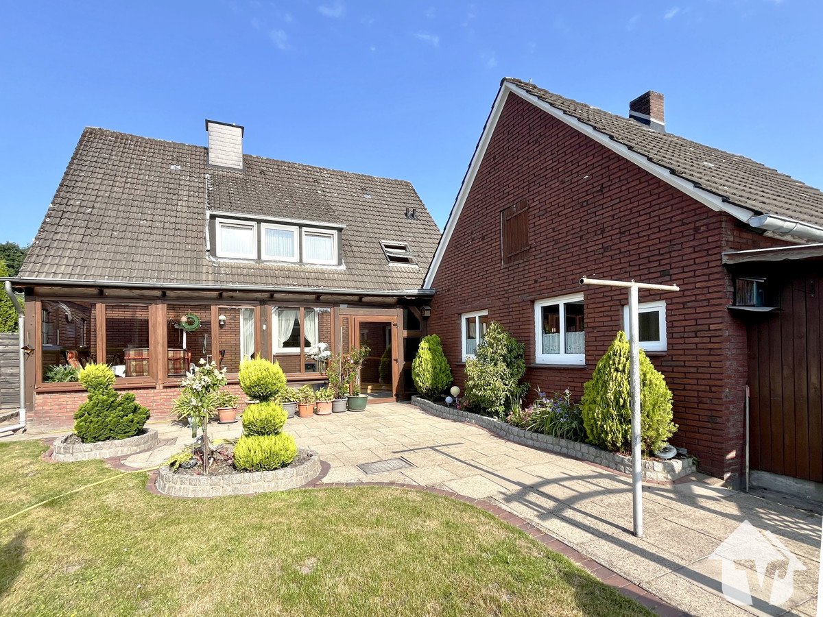 Haus und Garage