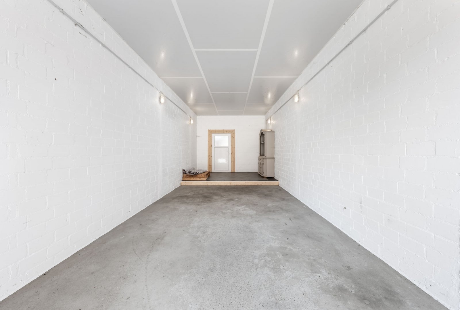 Garage 2