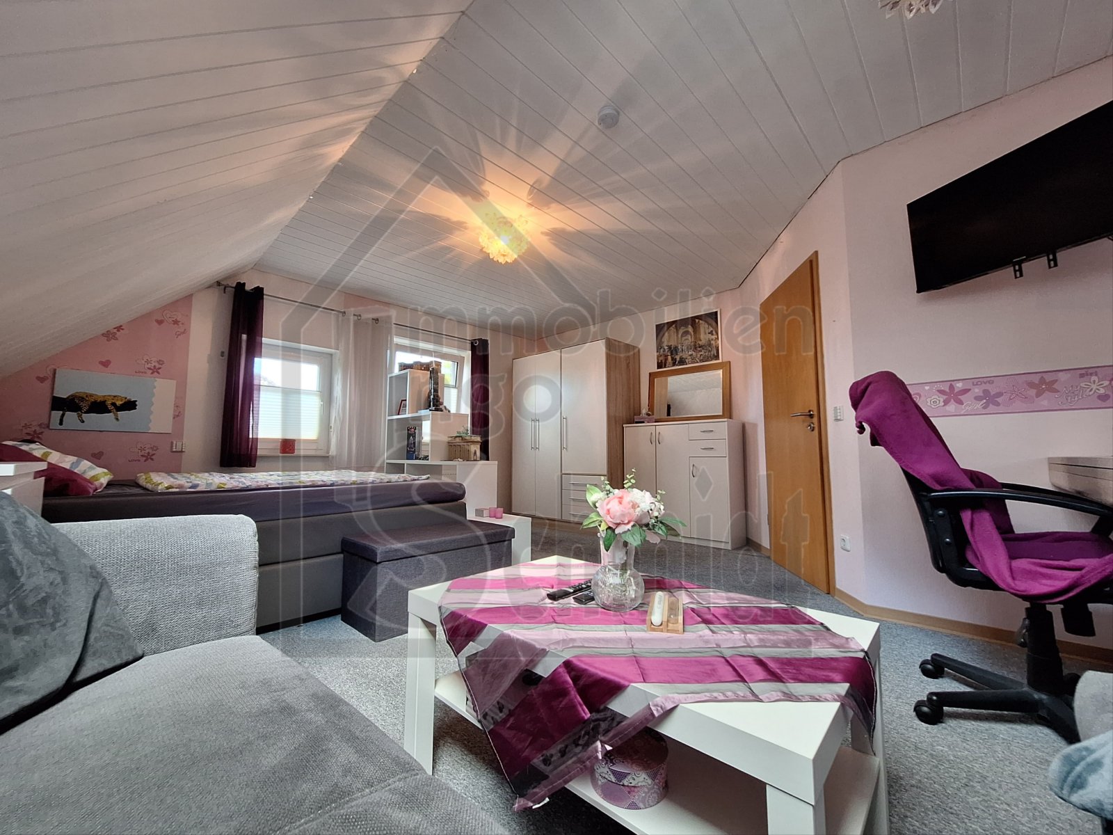 Schlafzimmer I OG