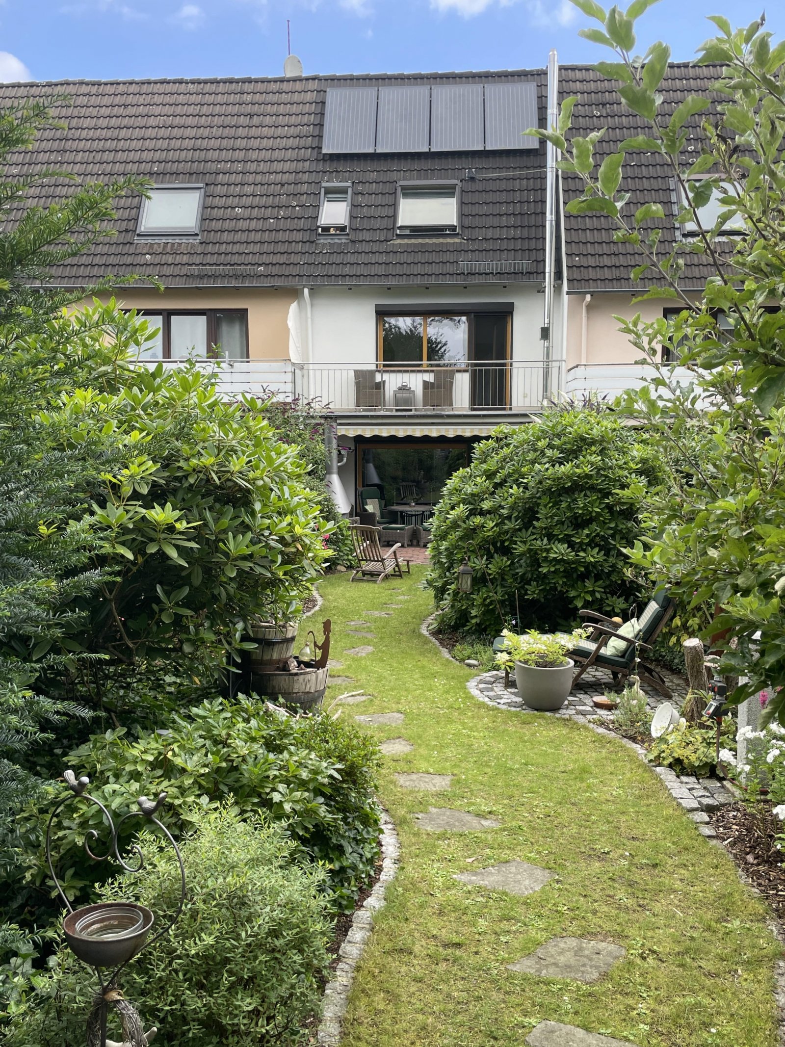 Hausansicht/Garten